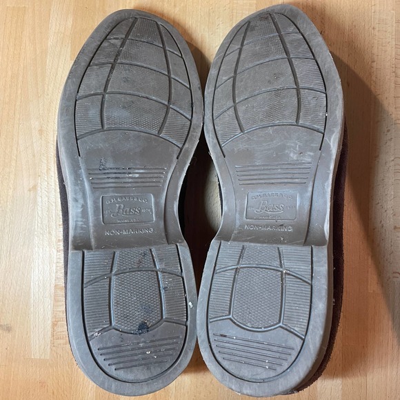 G.H. Bass "Pearson" Three-Tone Suede Wingtip Brogues - Picture 4 of 9